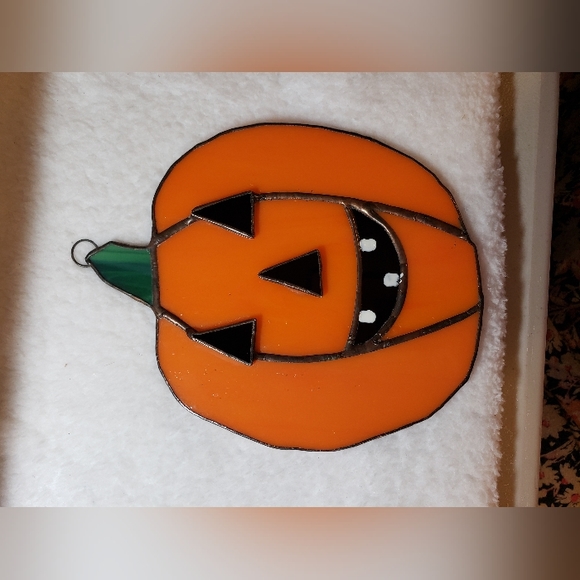 Stained Glass Pumpkin - Picture 3 of 9